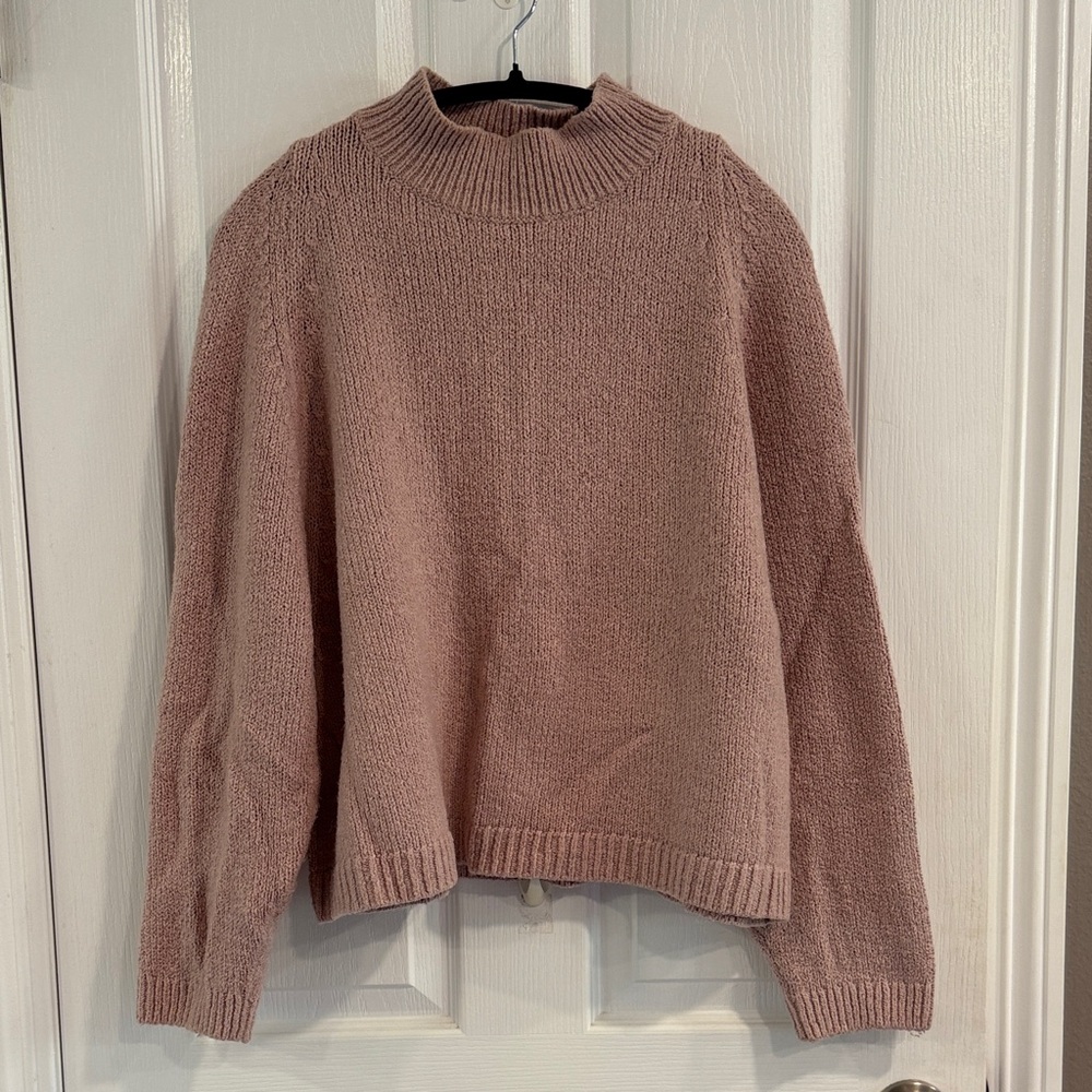 Old Navy Sweater